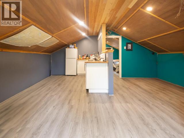 4989 FERNWOOD AVE, Powell River