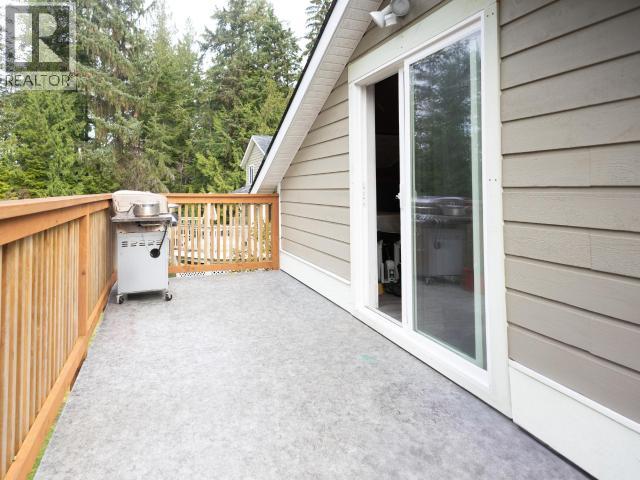 4989 FERNWOOD AVE, Powell River