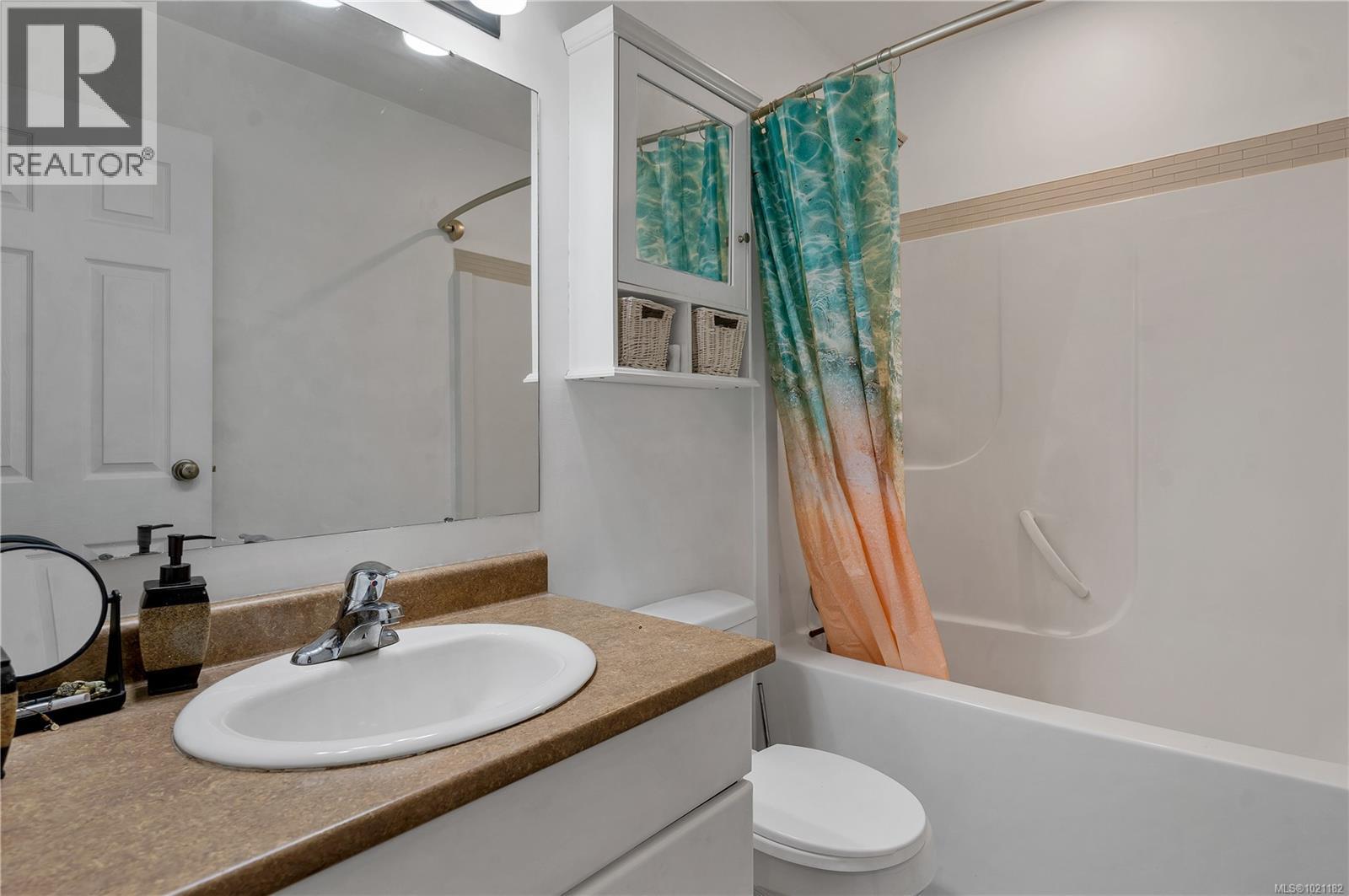 105 824 Island Hwy S, Campbell River