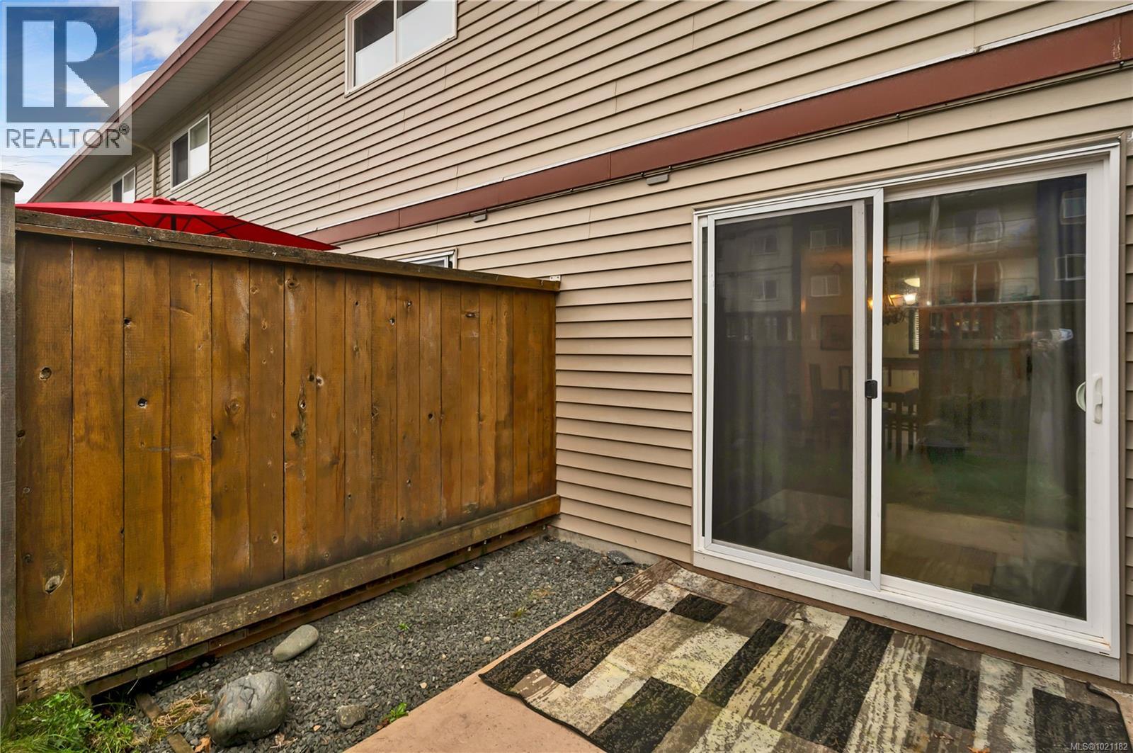 105 824 Island Hwy S, Campbell River