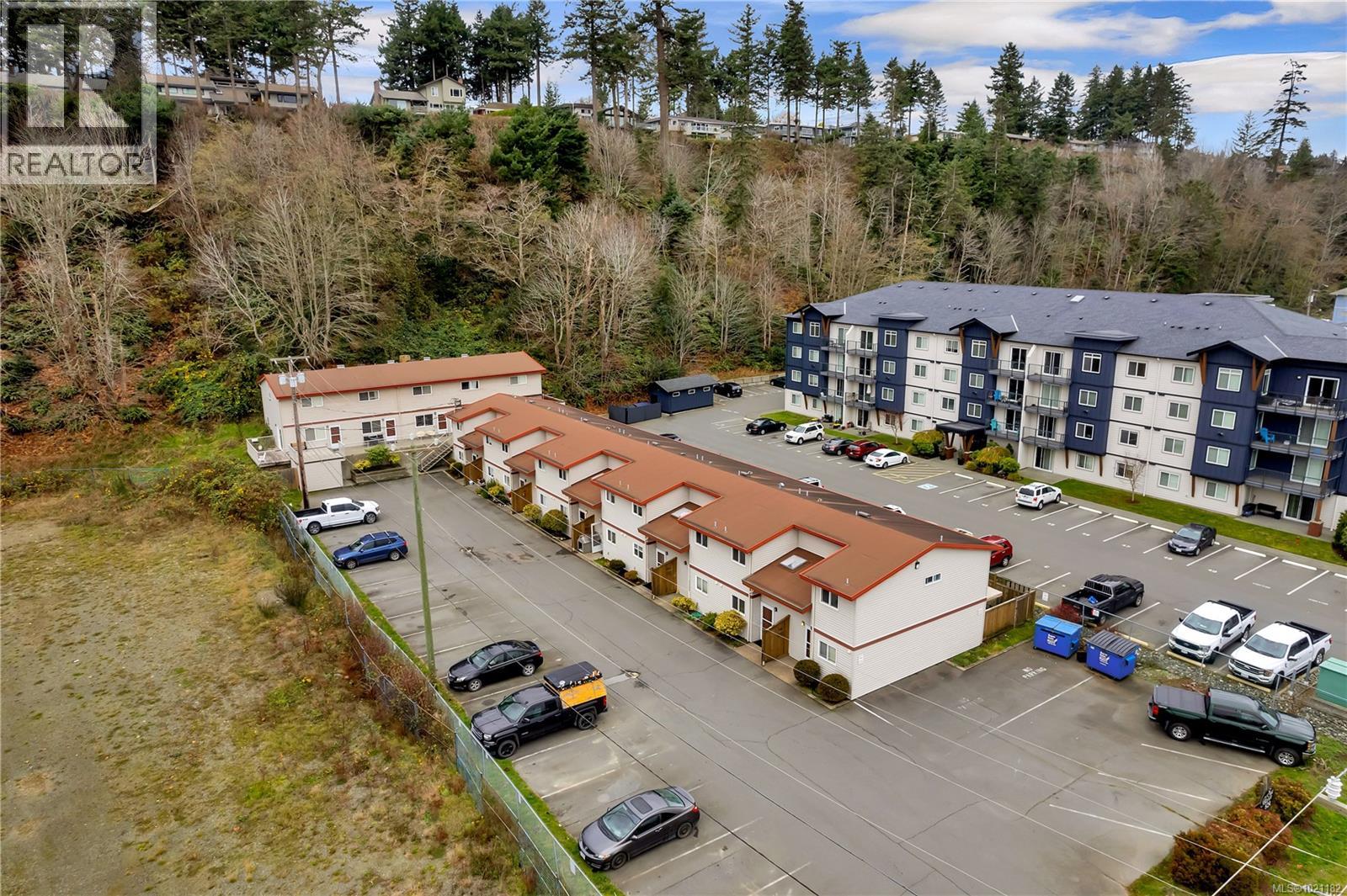 105 824 Island Hwy S, Campbell River