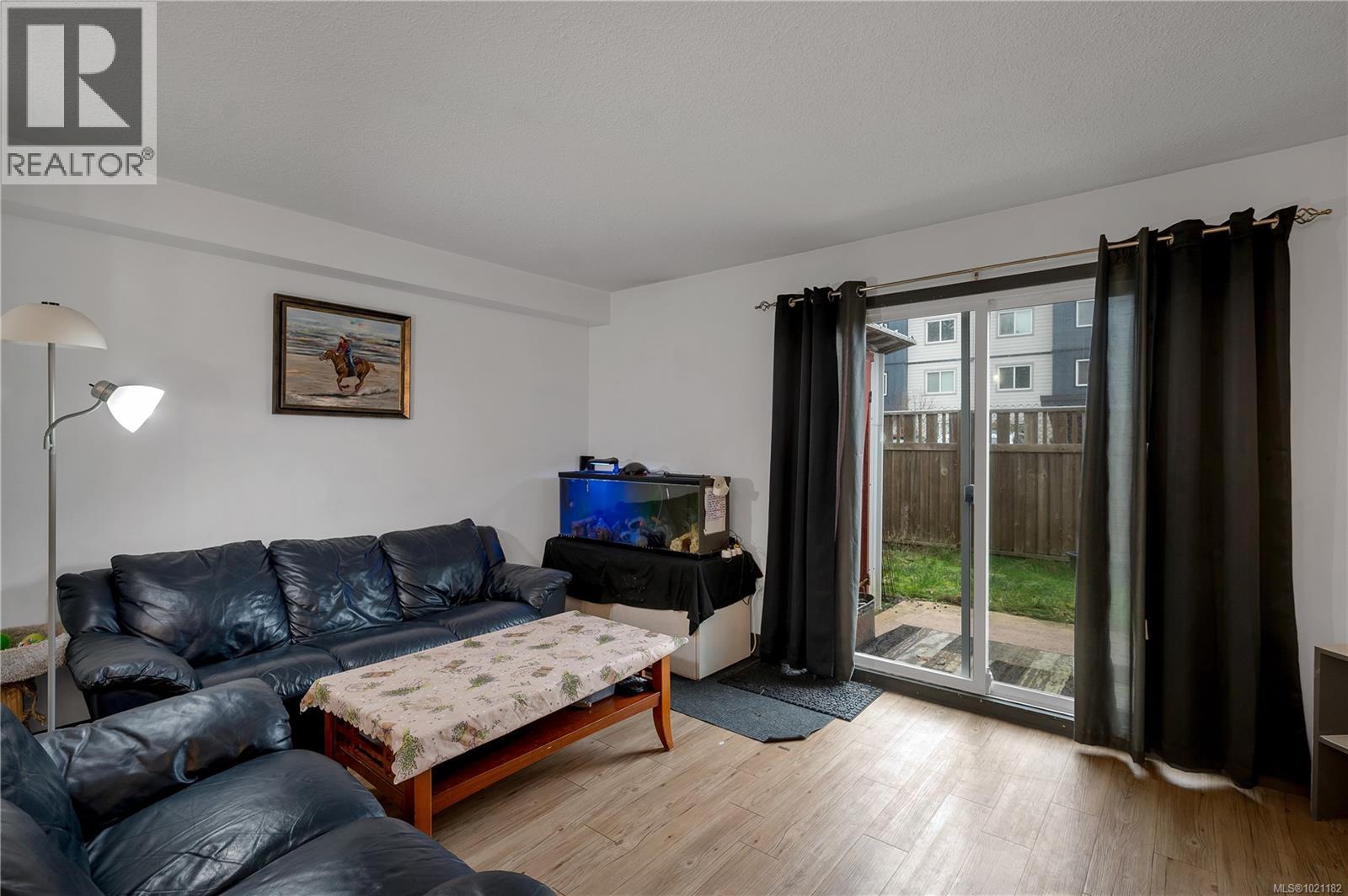 105 824 Island Hwy S, Campbell River