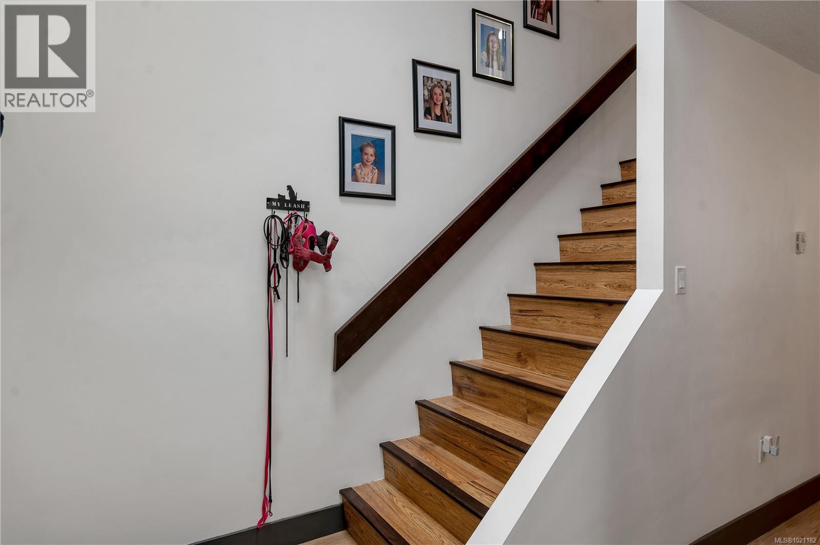 105 824 Island Hwy S, Campbell River