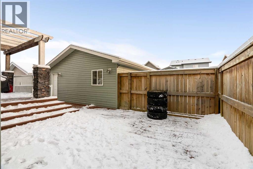 121 Snowy Owl Way, Fort McMurray