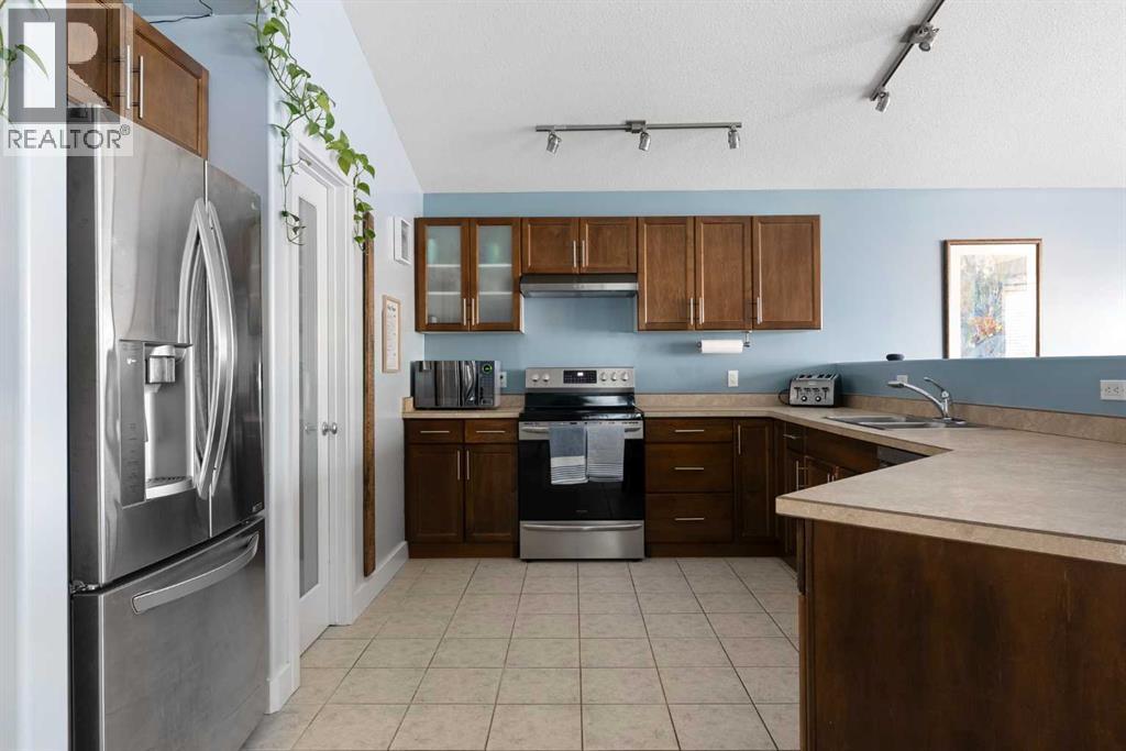 121 Snowy Owl Way, Fort McMurray