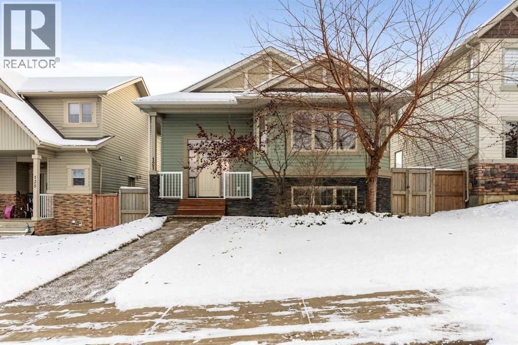 121 Snowy Owl Way, Fort McMurray