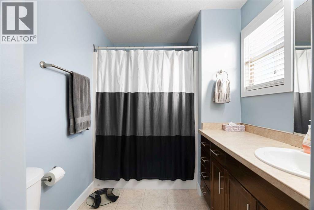 121 Snowy Owl Way, Fort McMurray