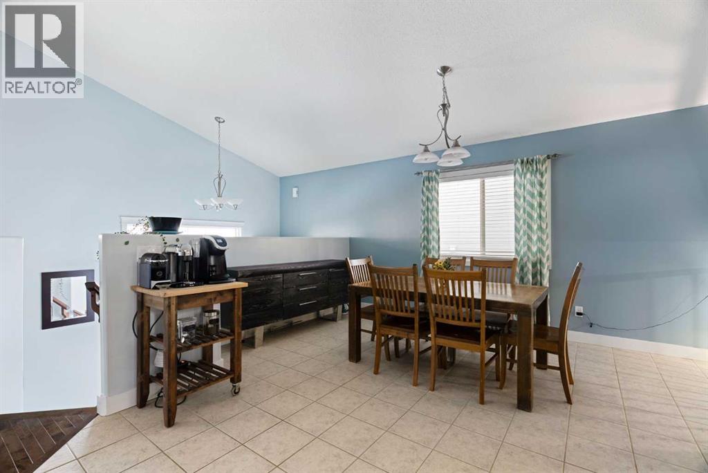 121 Snowy Owl Way, Fort McMurray