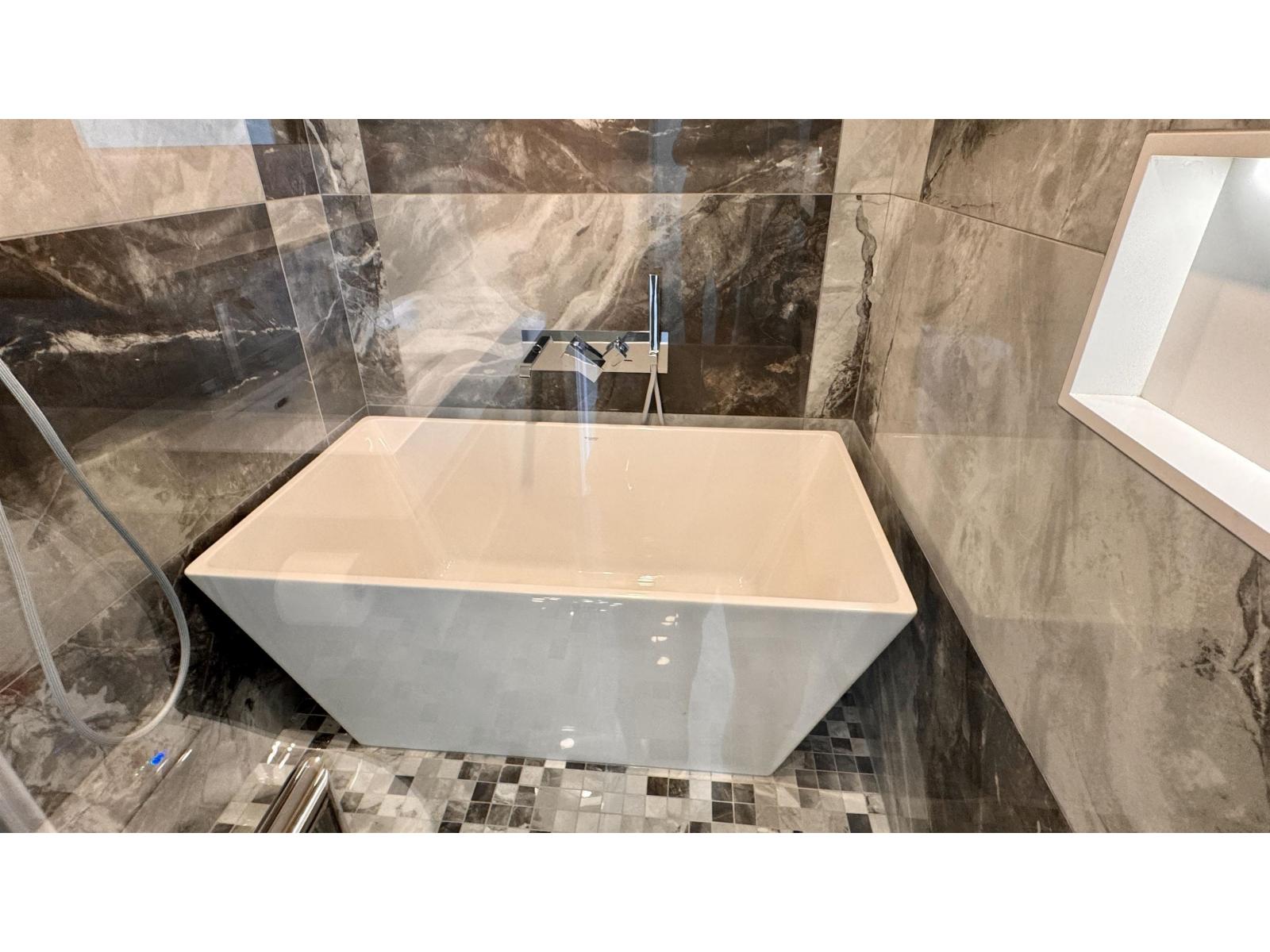 1007 1342 JOHNSTON ROAD, White Rock