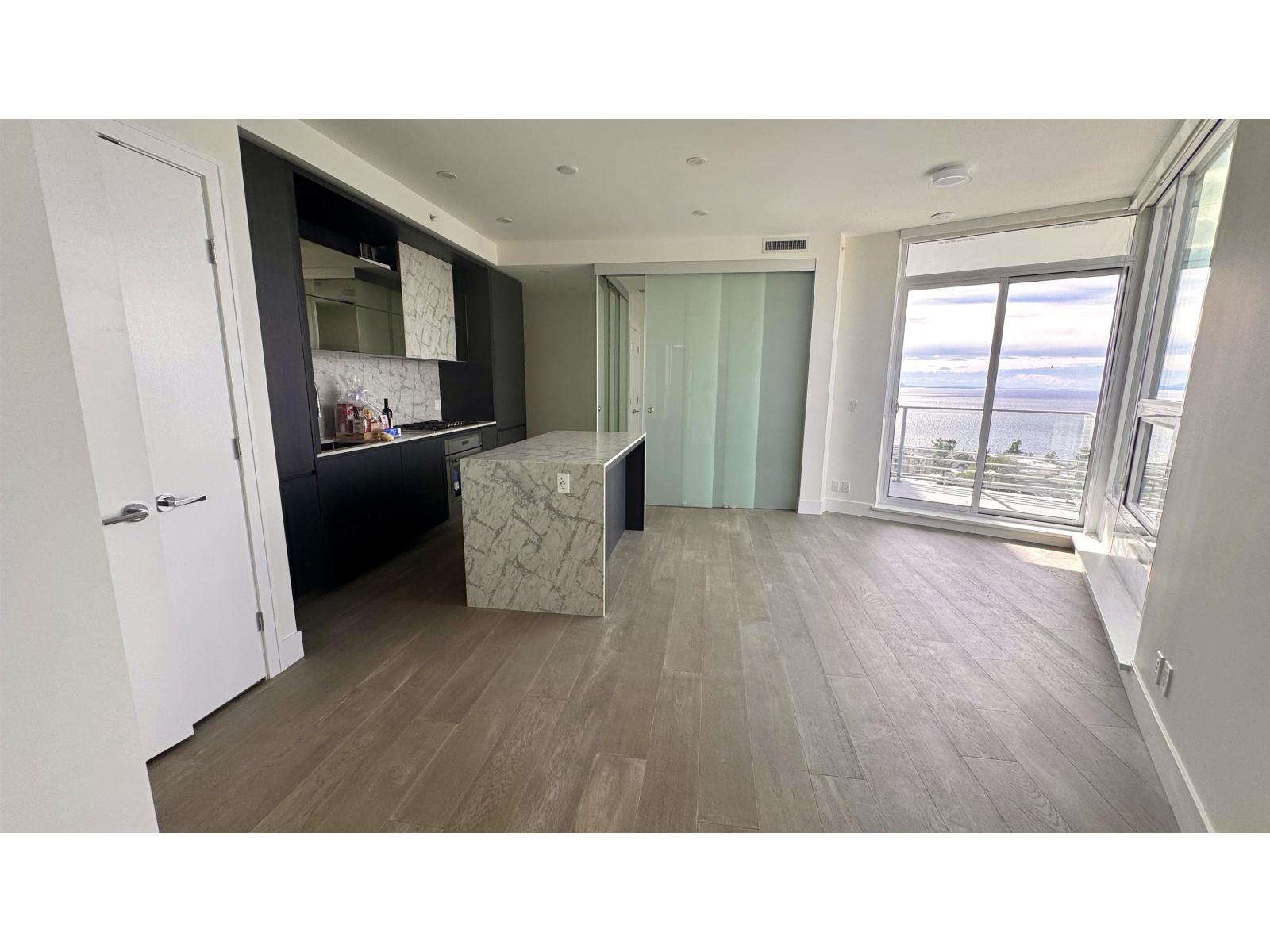 1007 1342 JOHNSTON ROAD, White Rock