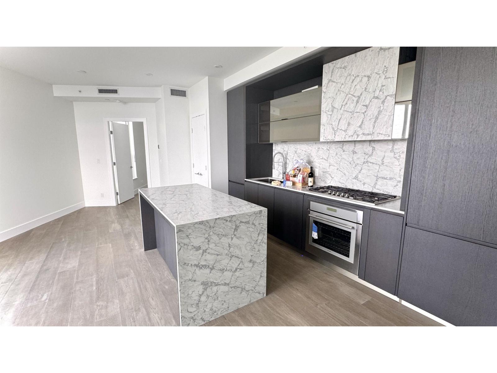 1007 1342 JOHNSTON ROAD, White Rock