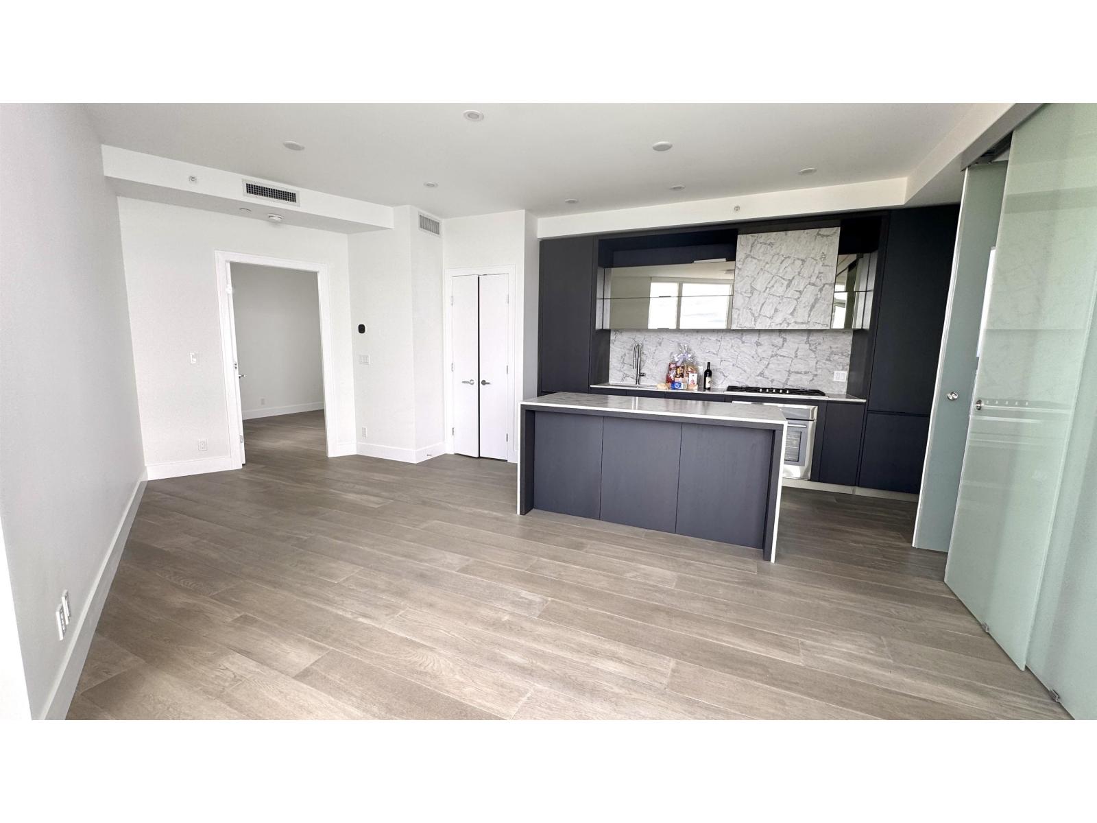 1007 1342 JOHNSTON ROAD, White Rock