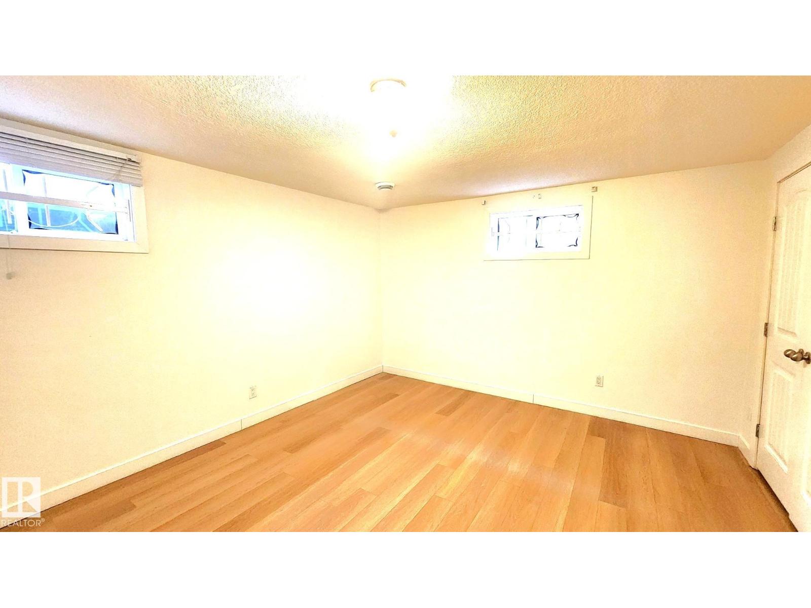 11516 133A AV NW - 3
