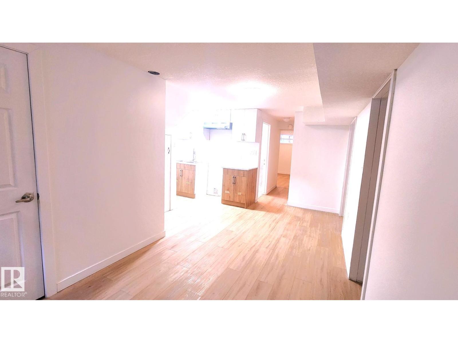 11516 133A AV NW - 5