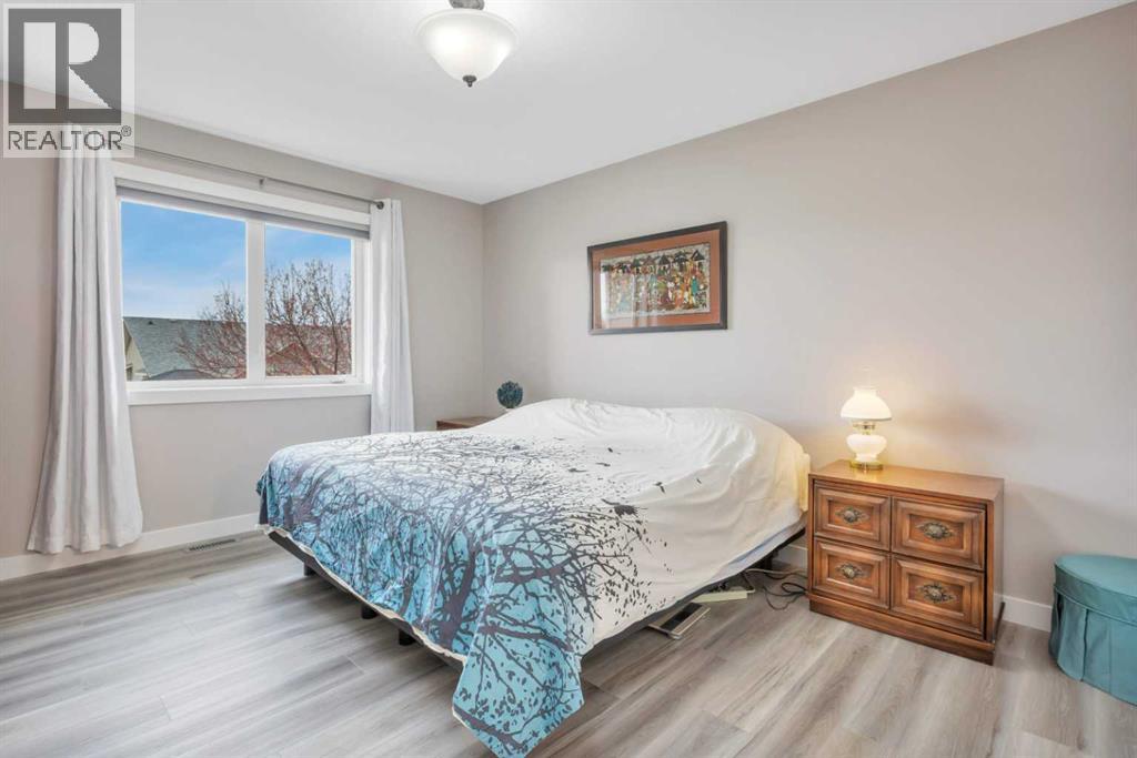 68 Falcon Crescent, Sylvan Lake