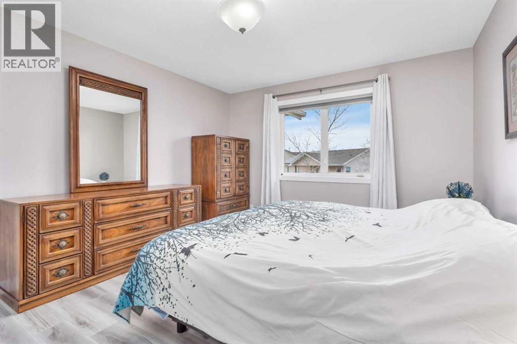 68 Falcon Crescent, Sylvan Lake