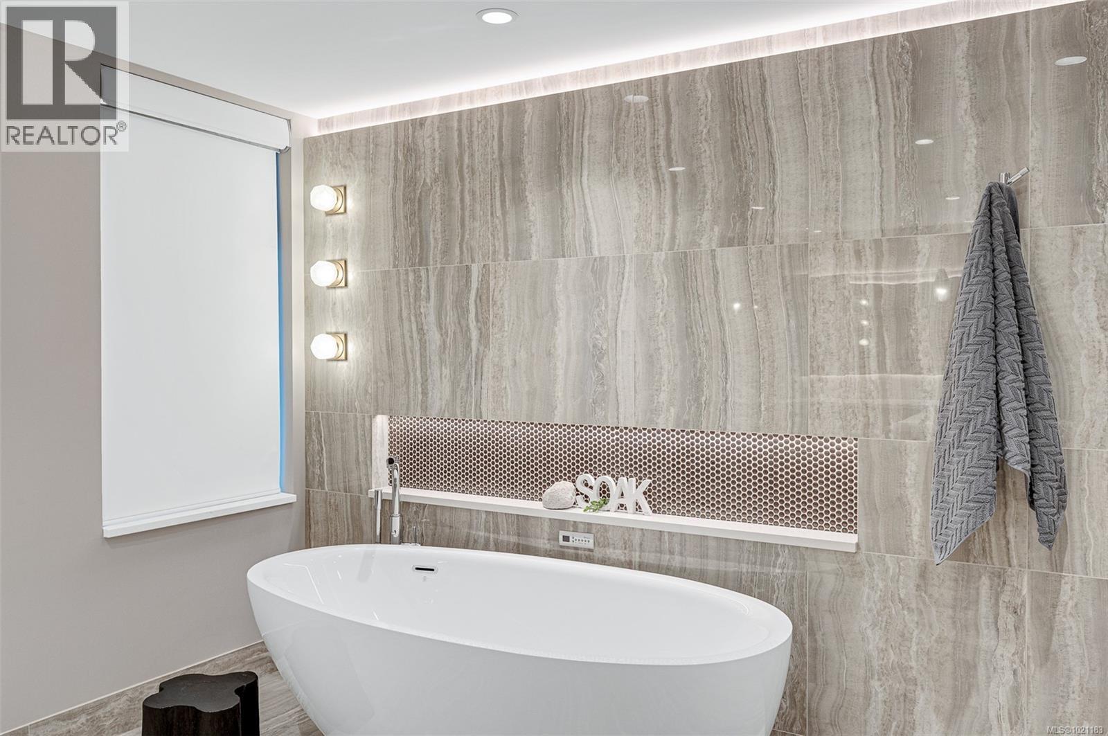  2022 Pebble Drive, Langford