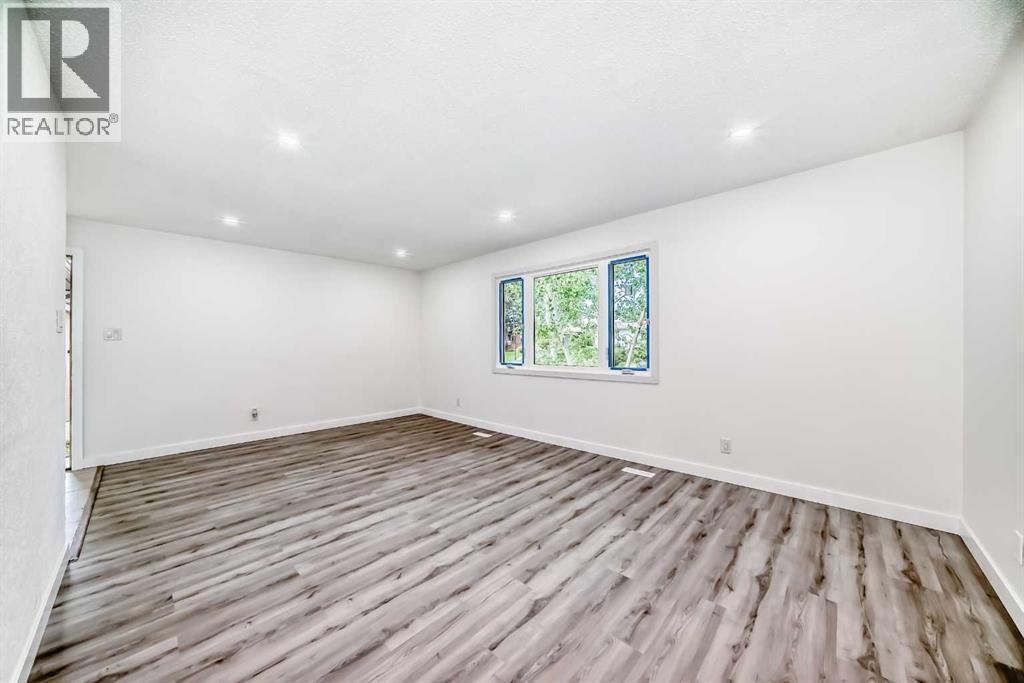 Single Family House Bungalow for Sale in   Street NE Thorncliffe Calgary 