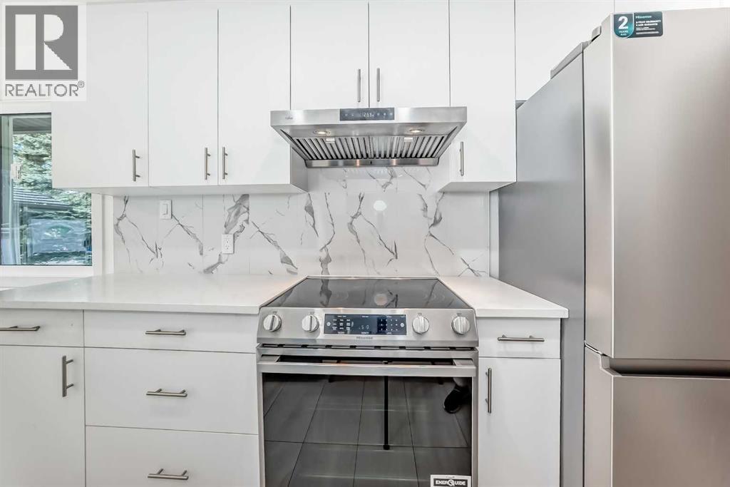 Single Family House Bungalow for Sale in   Street NE Thorncliffe Calgary 