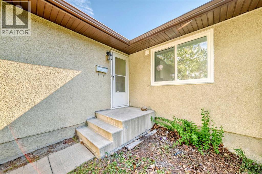 Single Family House Bungalow for Sale in   Street NE Thorncliffe Calgary 