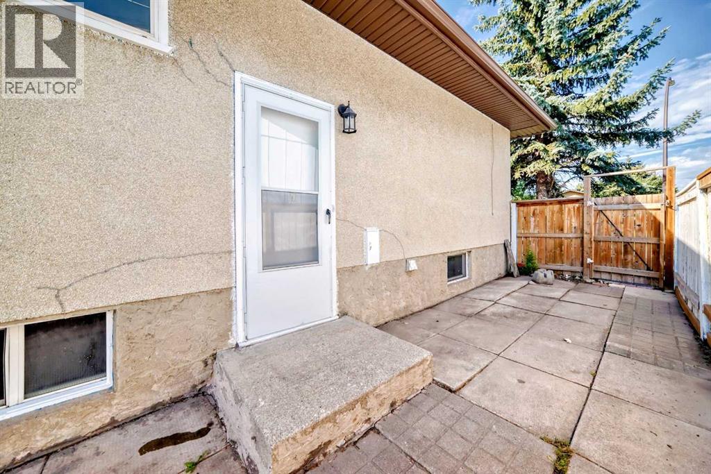 Single Family House Bungalow for Sale in   Street NE Thorncliffe Calgary 