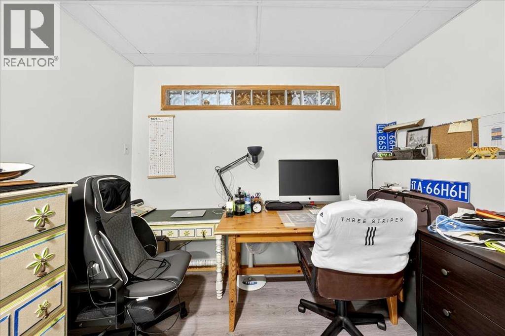 Single Family House for Sale in  Macewan Park Rise NW MacEwan Glen Calgary 