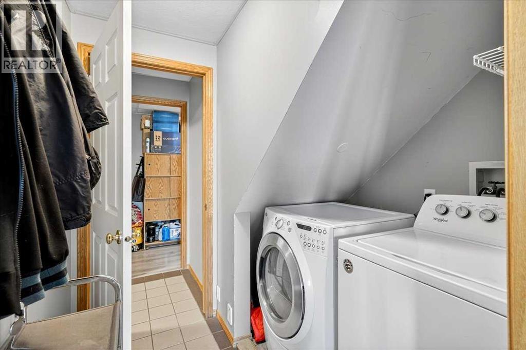 Single Family House for Sale in  Macewan Park Rise NW MacEwan Glen Calgary 