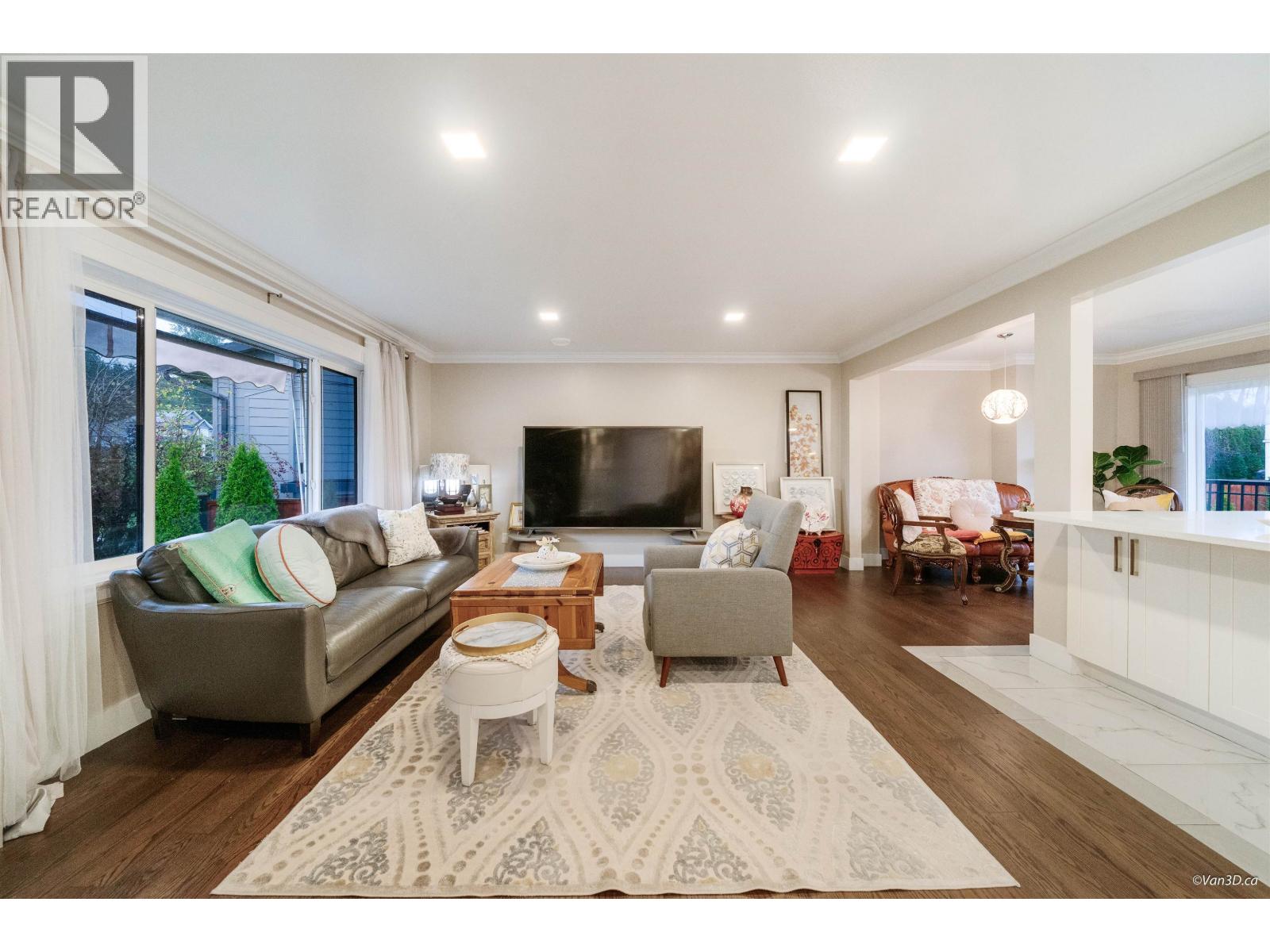 922 SEACREST COURT, Port Moody