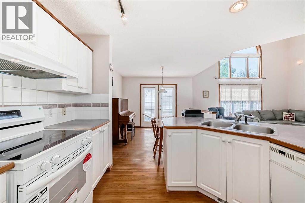 Single Family House for Sale in  Sierra Nevada Green SW Signal Hill Calgary 