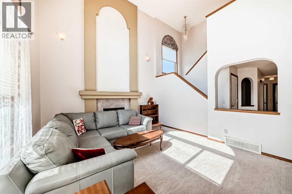 Single Family House for Sale in  Sierra Nevada Green SW Signal Hill Calgary 