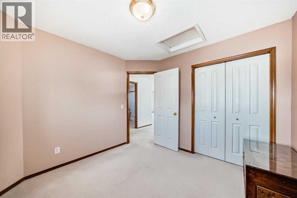 Single Family House for Sale in  Sierra Nevada Green SW Signal Hill Calgary 