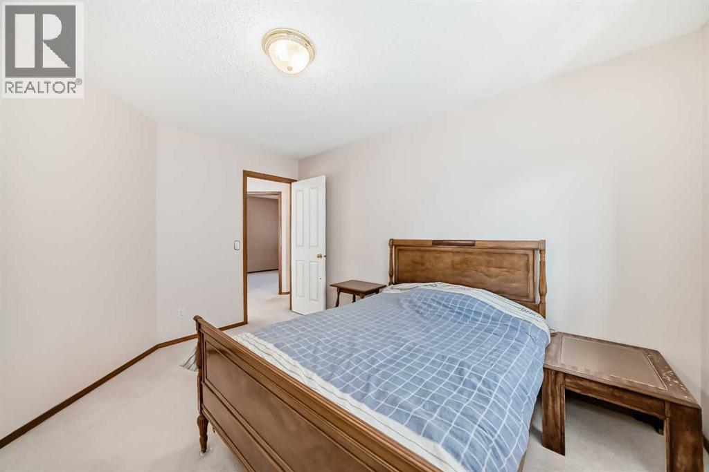 Single Family House for Sale in  Sierra Nevada Green SW Signal Hill Calgary 