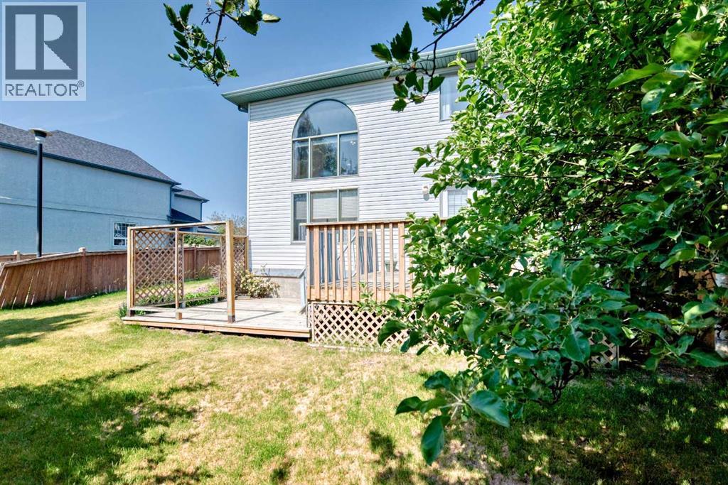 Single Family House for Sale in  Sierra Nevada Green SW Signal Hill Calgary 