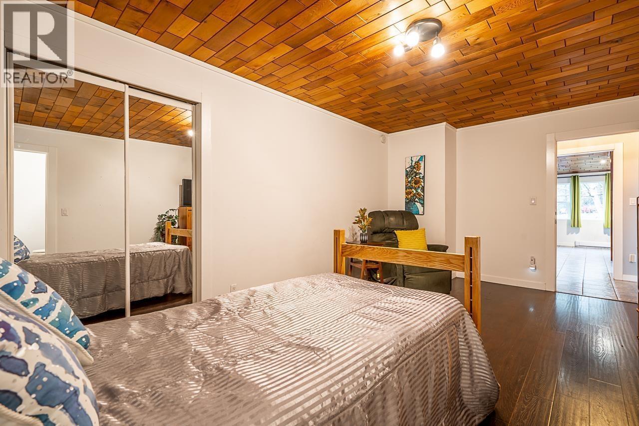 25745 LOUGHEED HIGHWAY, Maple Ridge