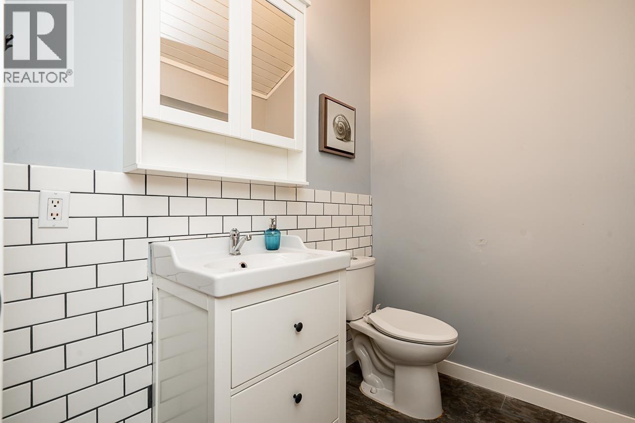 25745 LOUGHEED HIGHWAY, Maple Ridge