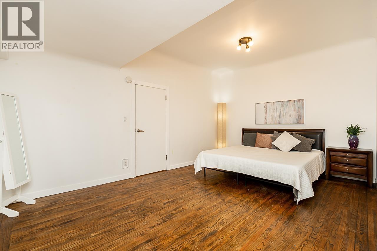 25745 LOUGHEED HIGHWAY, Maple Ridge