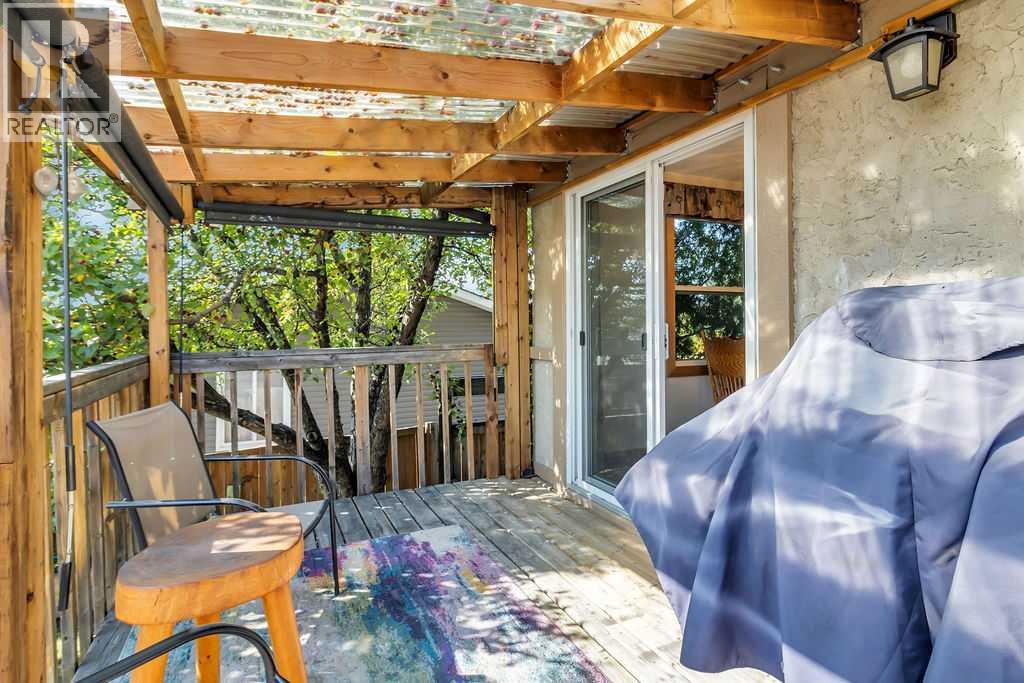 Single Family House Bi-level for Sale in  Rundleson Way NE Rundle Calgary 