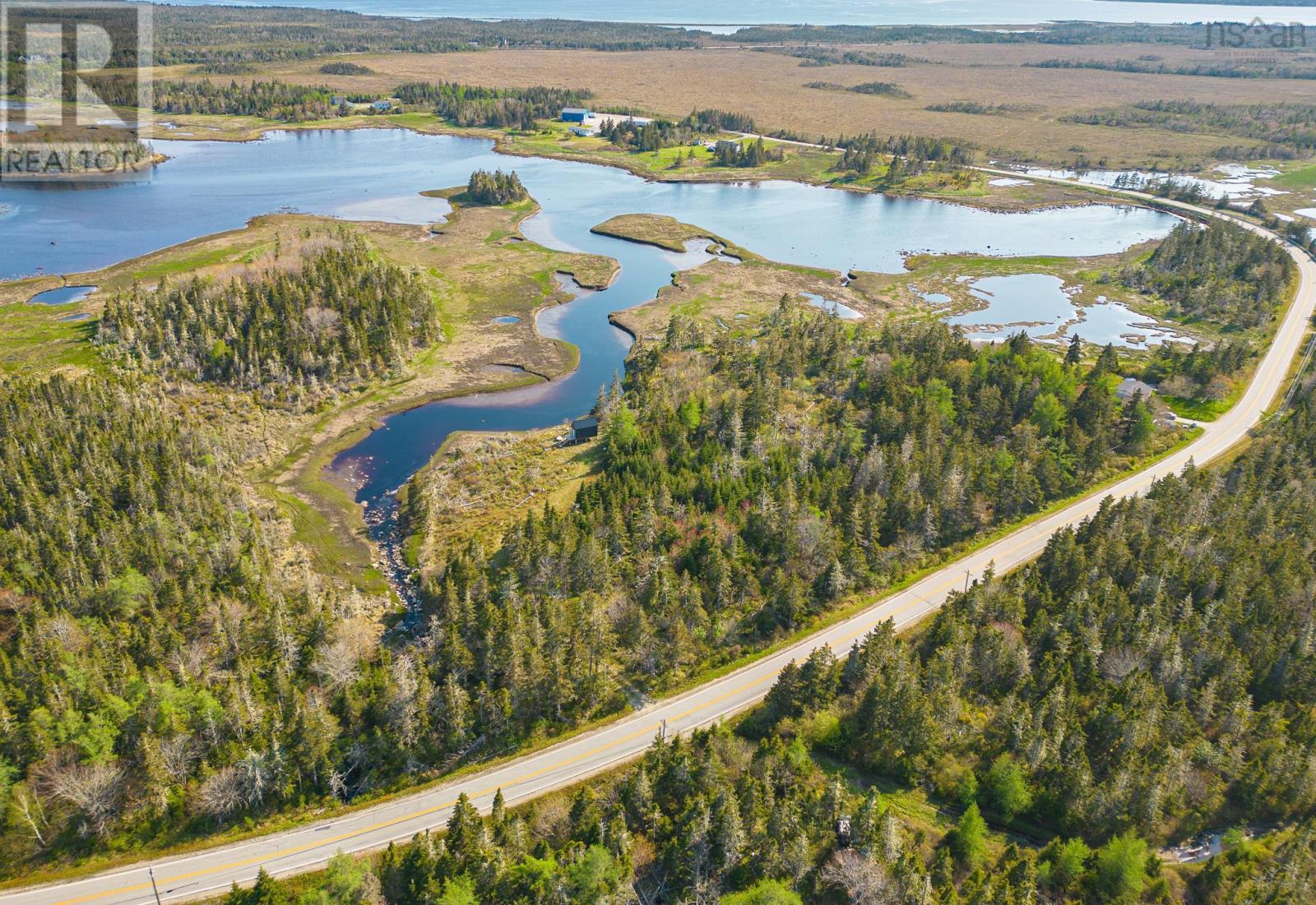Property 33 of 33 of 2685 Port La Tour Road