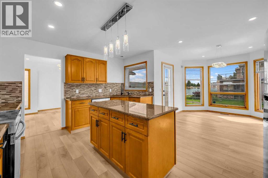 Single Family House for Sale in  Coral Shores Bay NE Coral Springs Calgary 