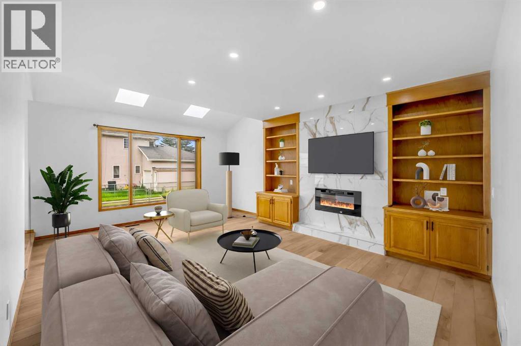 Single Family House for Sale in  Coral Shores Bay NE Coral Springs Calgary 