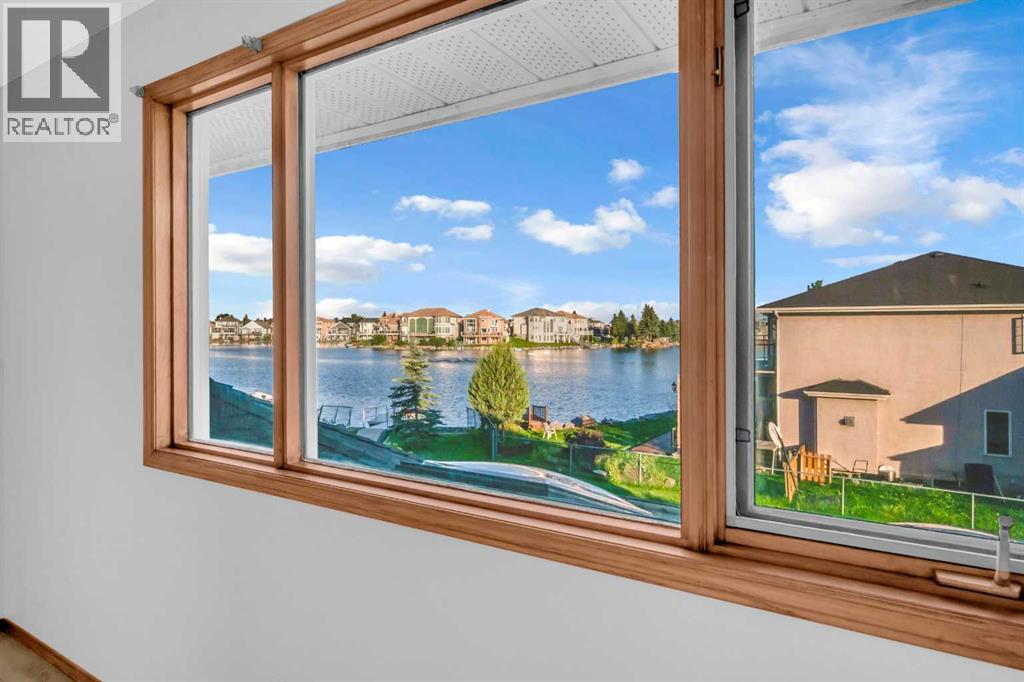 Single Family House for Sale in  Coral Shores Bay NE Coral Springs Calgary 