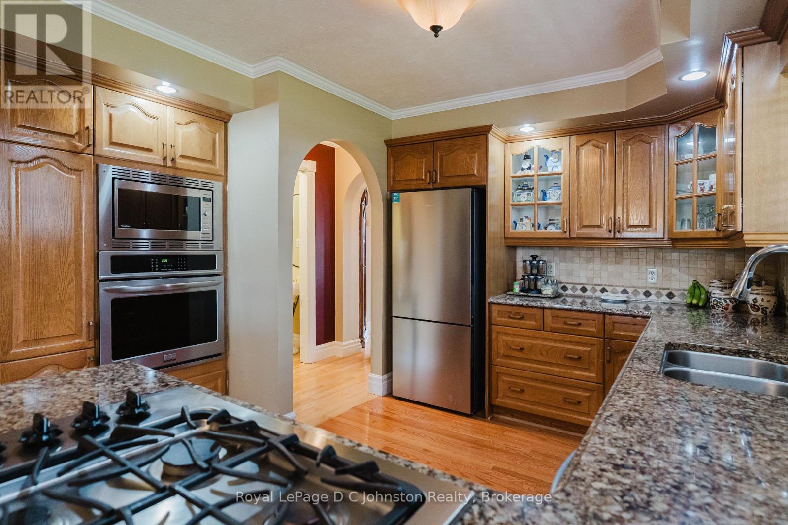 496 SPENCE STREET - 13