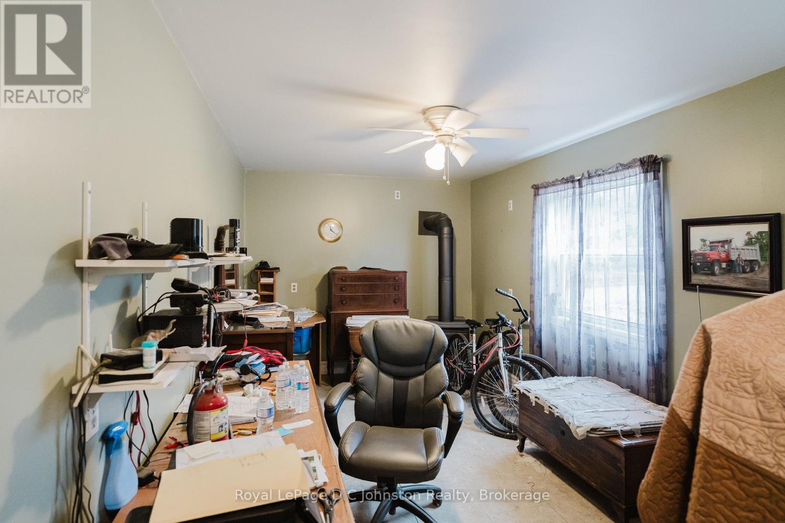 496 SPENCE STREET - 34