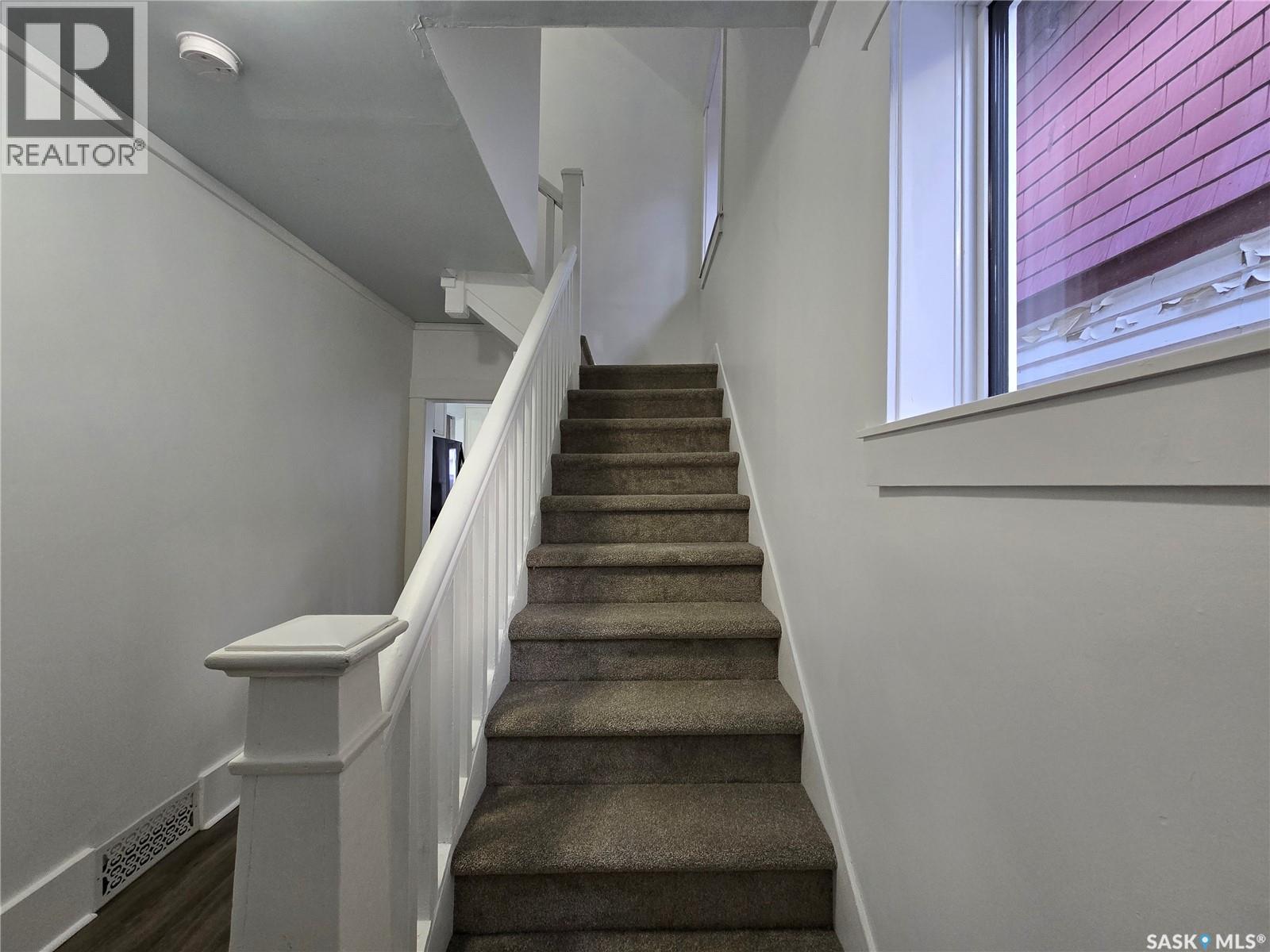 Single Family House 2 Level for Sale in  G AVENUE N Saskatoon 