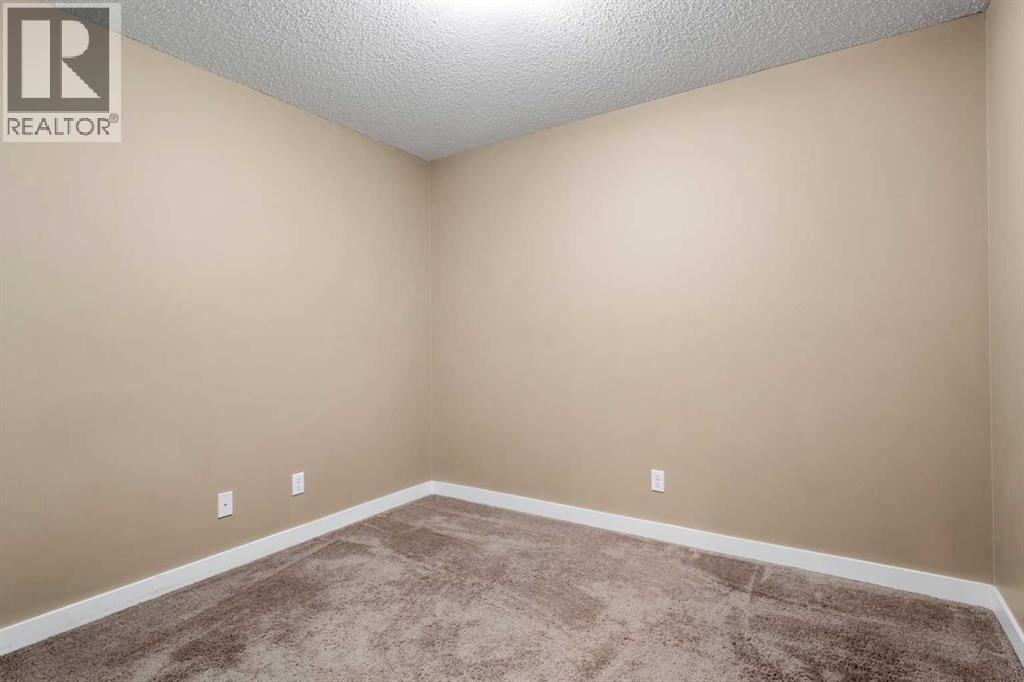 Single Family House for Sale in   Saddlestone Way NE Saddle Ridge Calgary 