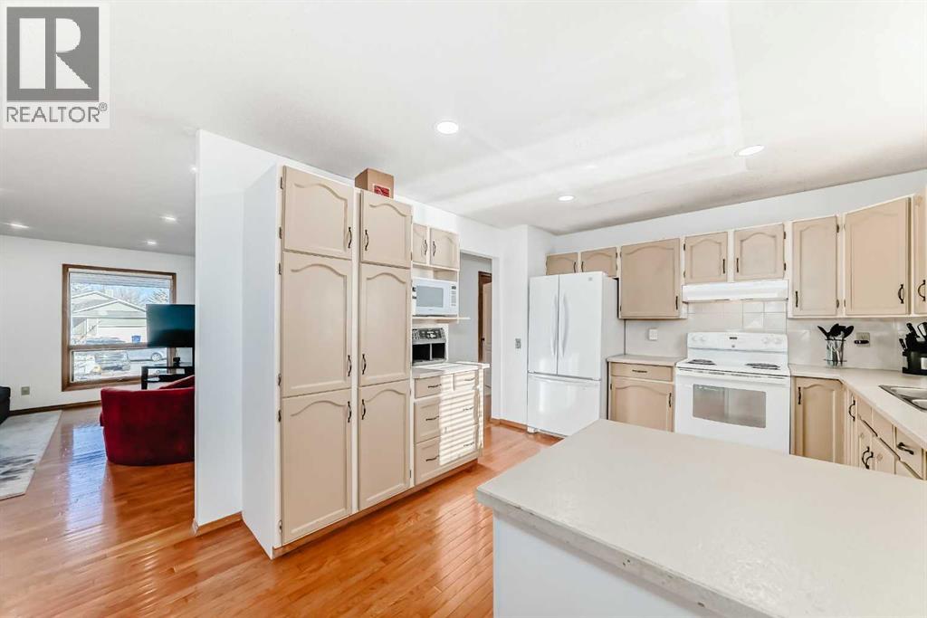 24 West Kerfoot Place, Cochrane