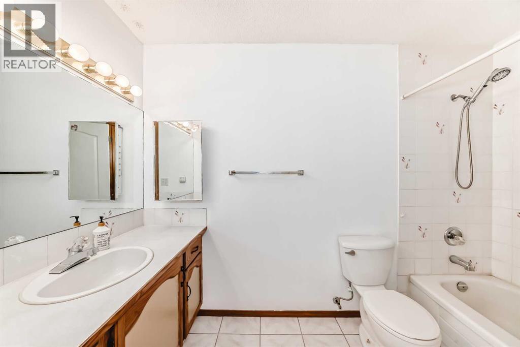 24 West Kerfoot Place, Cochrane