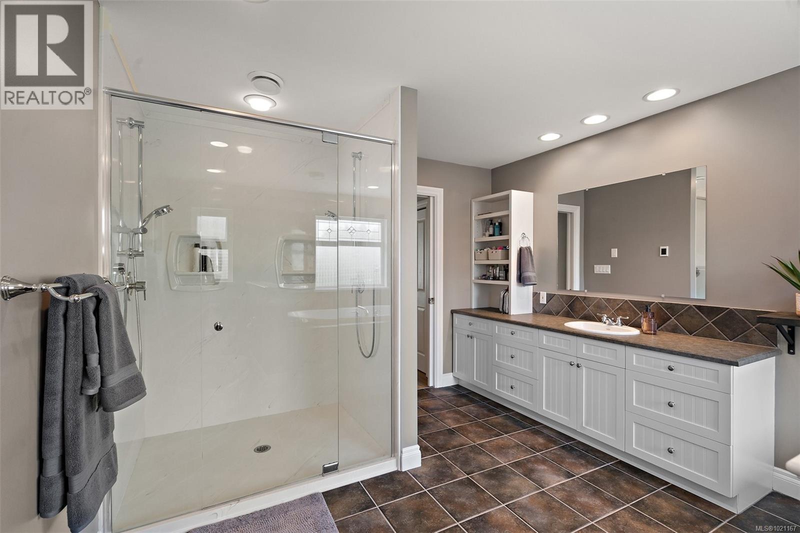 3965 Hi-Mount Dr, Metchosin