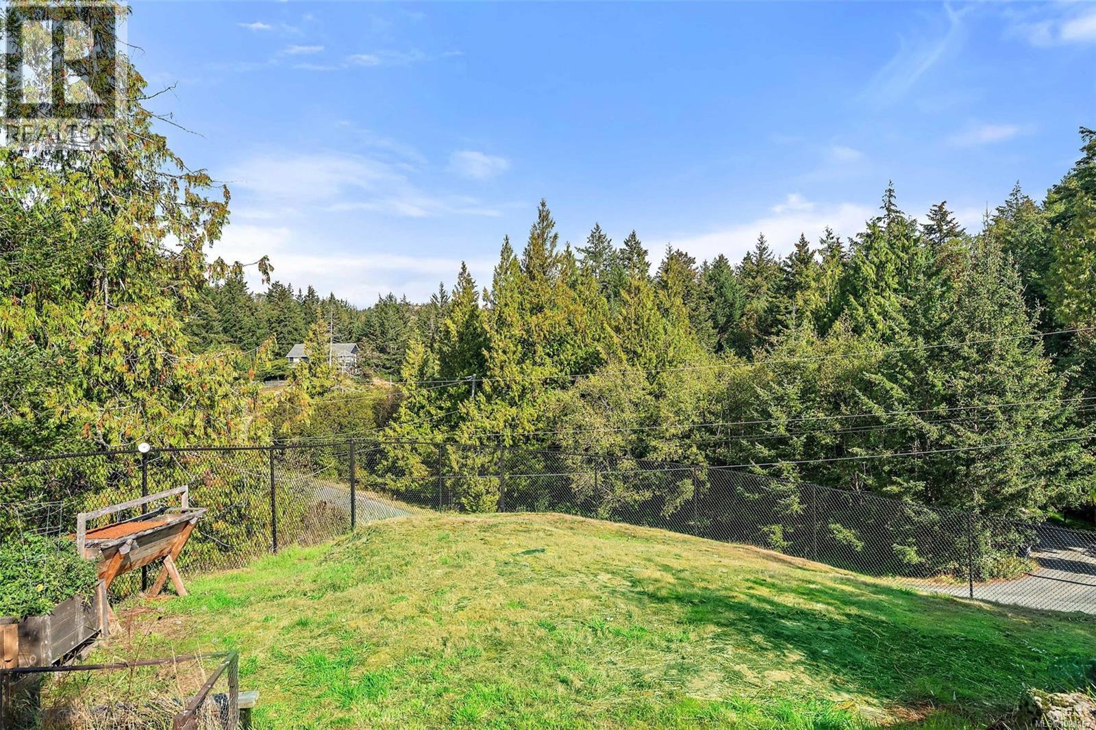 3965 Hi-Mount Dr, Metchosin