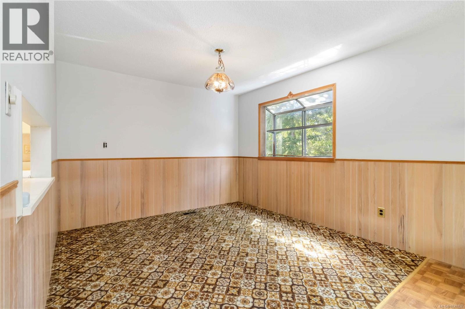 95 Marler Dr, View Royal